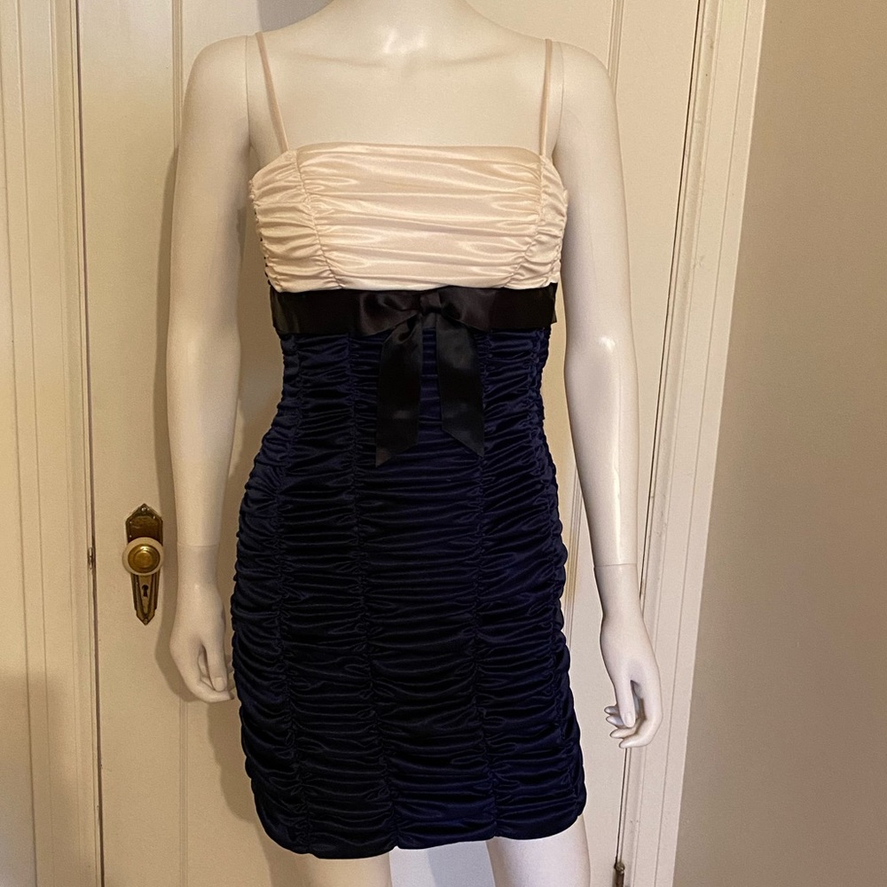 STEPPIN OUT Dress